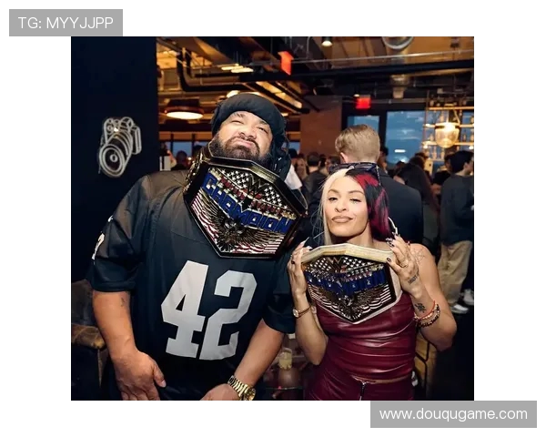 雅各布 - 法图与索罗 - 西科亚：从兄弟情到擂台死敌的背叛传奇(1)